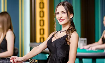 Hình ảnh một người đang trò chuyện với chuyên gia tư vấn